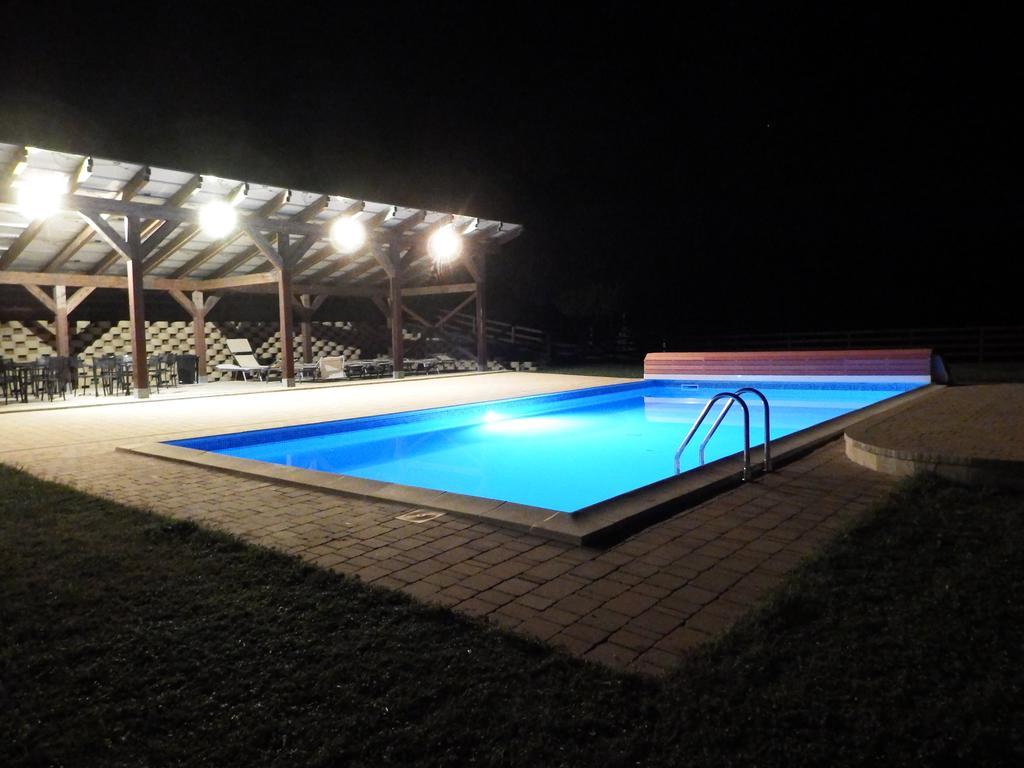 הוילה פייבה סנטו סטפנו Agriturismo Fontandrone מראה חיצוני תמונה