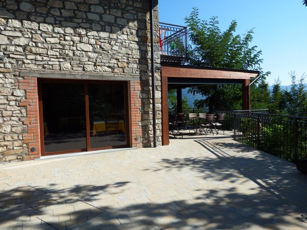 הוילה פייבה סנטו סטפנו Agriturismo Fontandrone מראה חיצוני תמונה