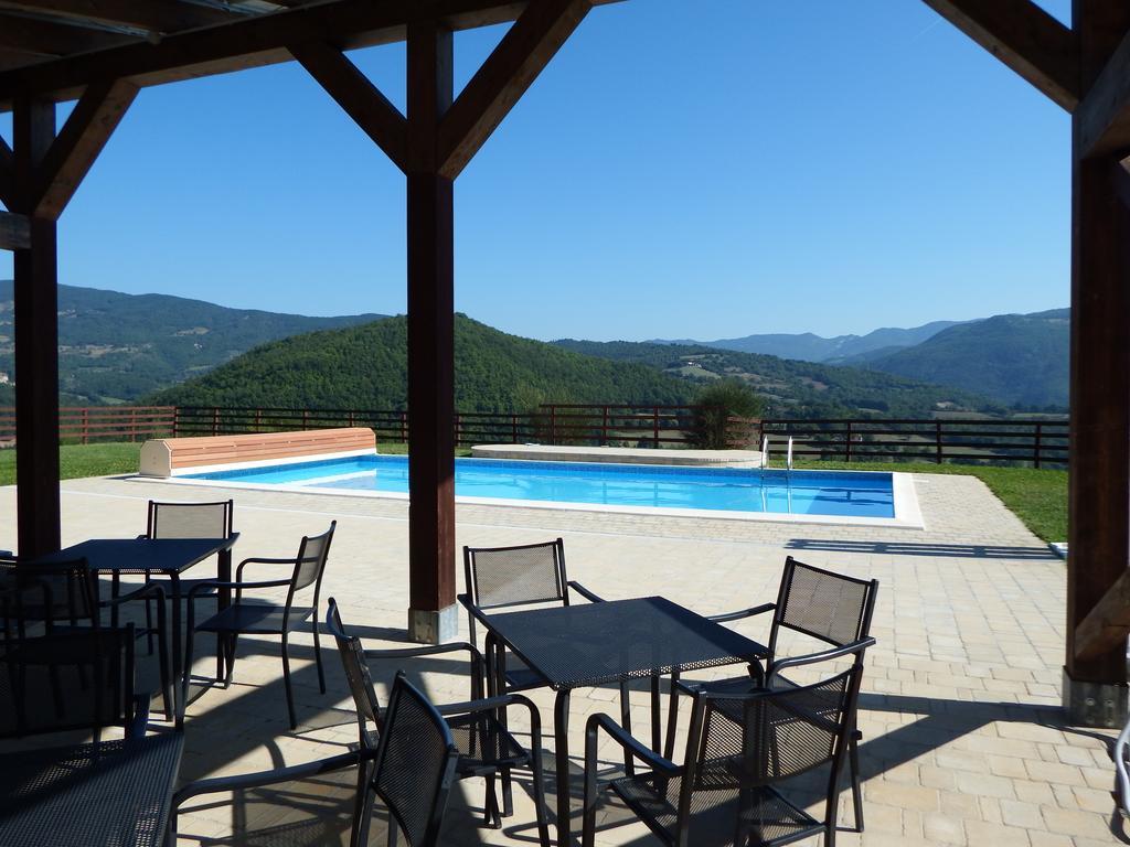 הוילה פייבה סנטו סטפנו Agriturismo Fontandrone מראה חיצוני תמונה
